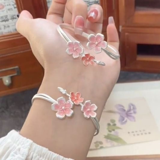 Light-luxury Vintage-style Versatile Bracelet For Women