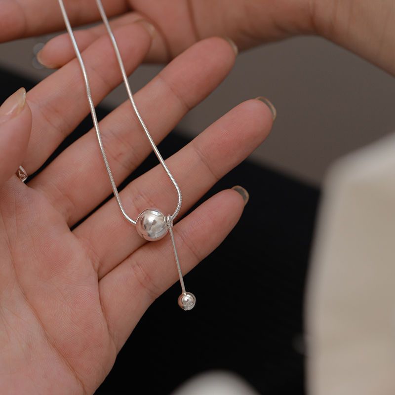 Simple Round Pendant Necklace For Women That Wont Fade