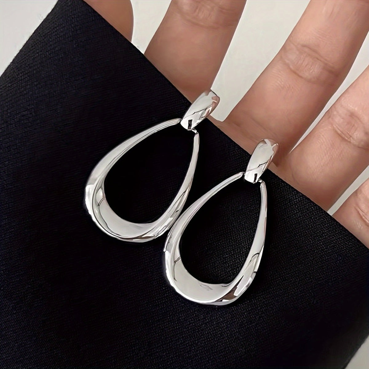 Korean-style Vintage Teardrop Earrings For Women