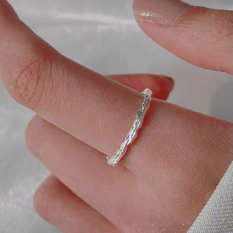 Personalized Open-End Textured Ring For Women Simple And Cool Style