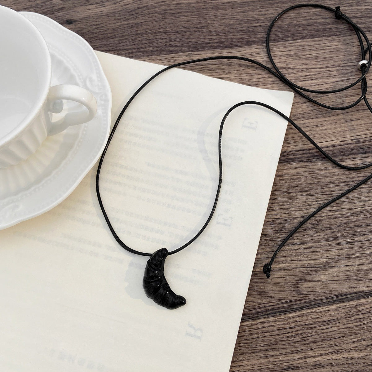 Korean-style Minimalist Croissant Black Leather Cord Necklace