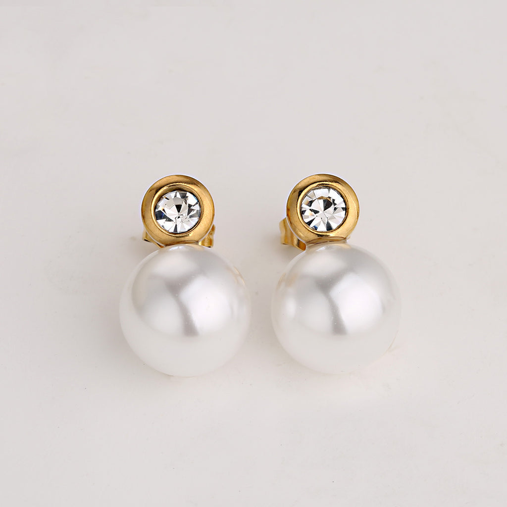 Fashionable Round Stainless Steel Pearl Minimalist Earrings