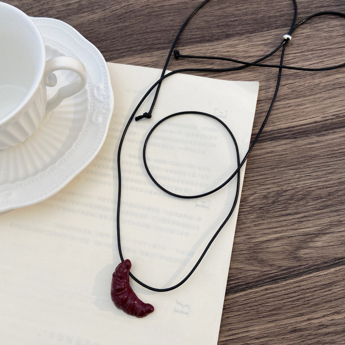 Korean-style Minimalist Croissant Black Leather Cord Necklace